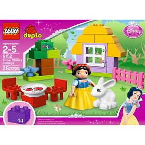Cover Art for 0673419166300, Snow White's Cottage Set 6152 by 