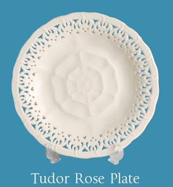 Cover Art for 5053848914348, Leeds Pottery Hartley Greens Tudor Rose Plate by 
