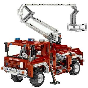 Cover Art for 0673419083492, Fire Truck Set 8289 by LEGO