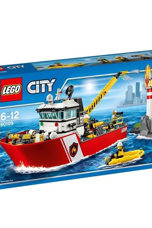 Cover Art for 0673419247894, Fire Boat Set 60109 by LEGO