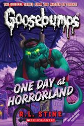 Cover Art for 9780590477383, One Day at Horrorland (Goosebumps #16) by R. L. Stine