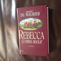 Cover Art for 9788804378761, Rebecca by Daphne du Maurier