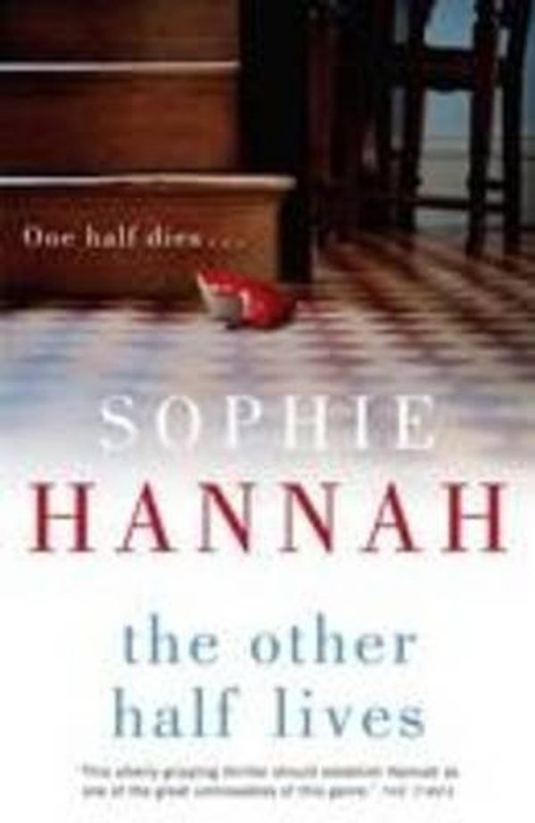 Cover Art for 9781444501759, The Other Half Lives [Large Print]: 16 Point by 