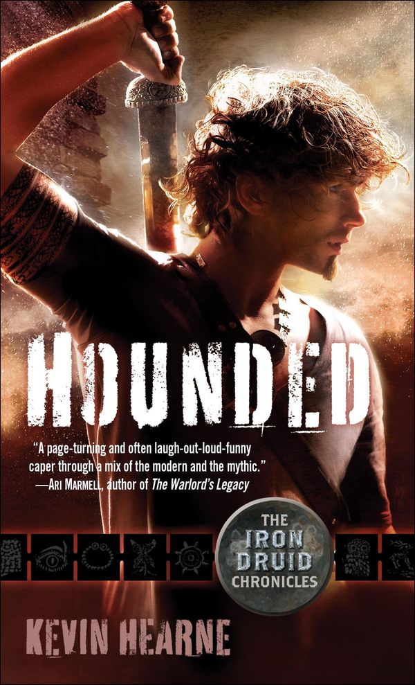 Cover Art for 9780345522535, Hounded by Kevin Hearne