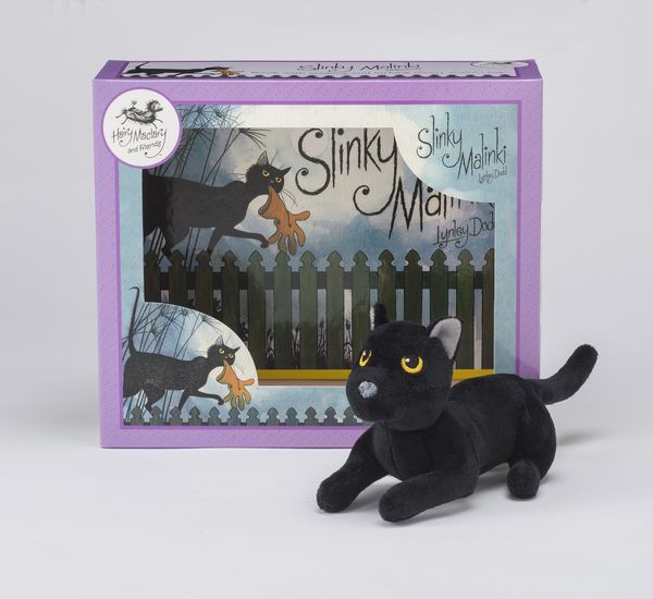 Cover Art for 9780143308485, Slinky Malinki Book & Toy Set by Lynley Dodd