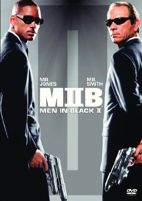 Cover Art for 3333297201421, Men in Black II by Tommy Lee Jones, Will Smith, Lara Flynn Boyle, Johnny Knoxville, Rosario Dawson, Rip Torn, Tony Shalhoub, Barry Sonnenfeld, Tommy Lee Jones, Will Smith