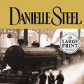 Cover Art for 9780375728327, Echoes (Danielle Steel) by Danielle Steel