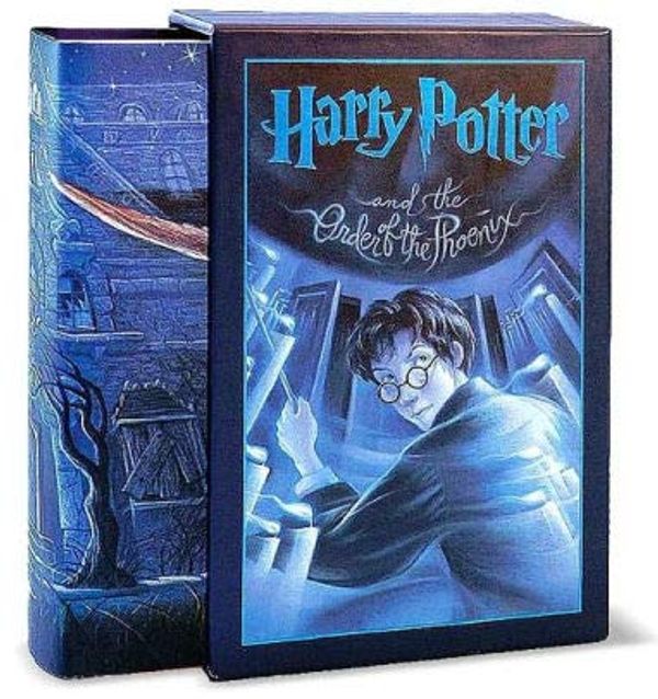 Cover Art for 9780439567626, Harry Potter and the Order of the Phoenix - Deluxe Edition by J. K. Rowling
