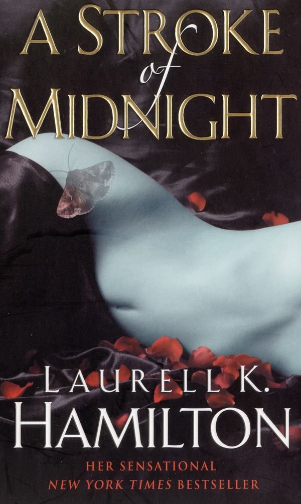 Cover Art for 9780553816334, A Stroke Of Midnight: Urban Fantasy (Merry Gentry 4) by Laurell K. Hamilton