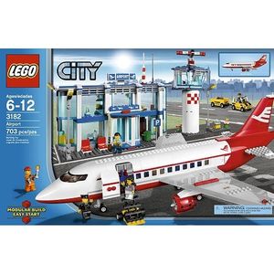 Cover Art for 0673419129527, Airport Set 3182 by LEGO