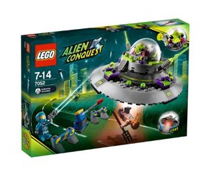 Cover Art for 5702014736832, UFO Abduction Set 7052 by Lego
