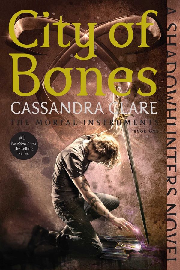 Cover Art for 9781481455923, City of BonesMortal Instruments by Cassandra Clare