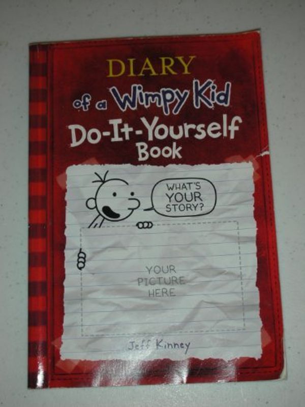 Cover Art for 9780810982949, Diary of a Wimpy Kid Do-It-Yourself Book by Jeff Kinney