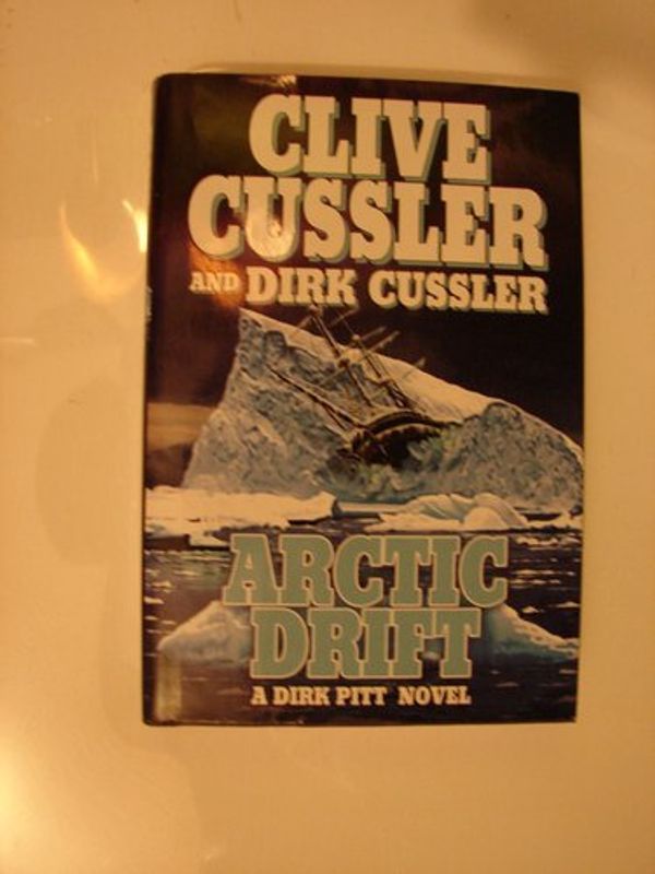 Cover Art for 9781607513179, Arctic Drift (Large Print Book) by Clive Clusser and Dirk Cussler