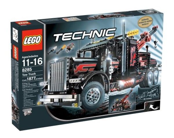 Cover Art for 0673419070010, Tow Truck Set 8285 by Lego