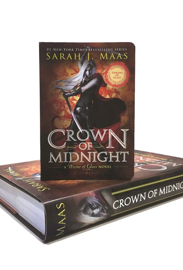 Cover Art for 9781547604333, Crown of Midnight (Throne of Glass: Miniature Character Collection) by Sarah J. Maas