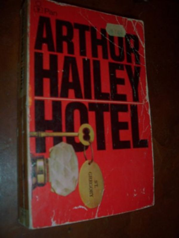 Cover Art for 9780330201704, Hotel by Arthur Hailey