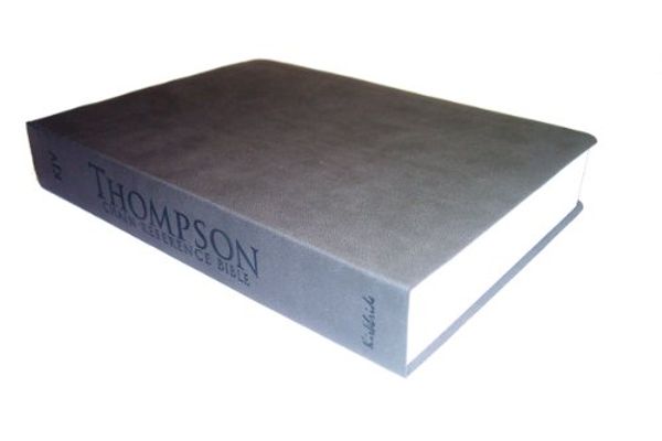 Cover Art for 9780887076329, Thompson Chain Reference Bible-KJV by Frank Charles Thompson