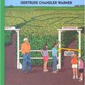 Cover Art for 9780807555569, The Clue in the Corn Maze by Gertrude Chandler Warner