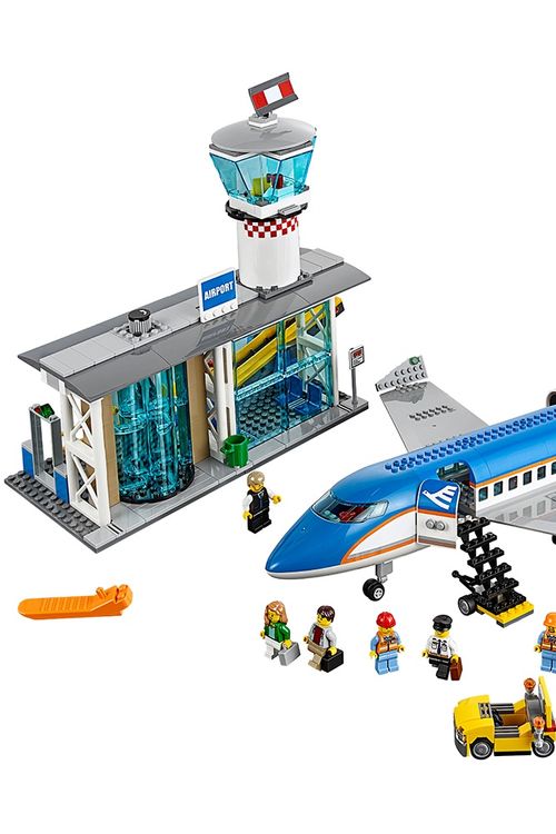 Cover Art for 0673419247436, Airport Passenger Terminal Set 60104 by Lego