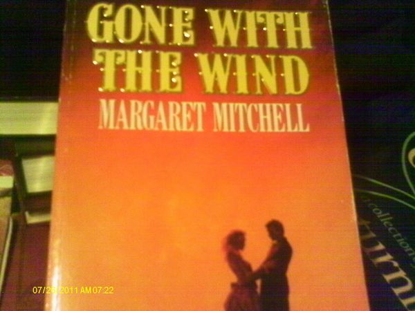 Cover Art for 9780333585184, Gone with the Wind by Margaret Mitchell