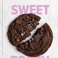 Cover Art for 9780593581995, Sweet Tooth by Sarah Fennel