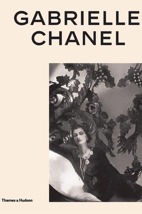 Cover Art for 9780500023464, Gabrielle Chanel by Miren Arzalluz