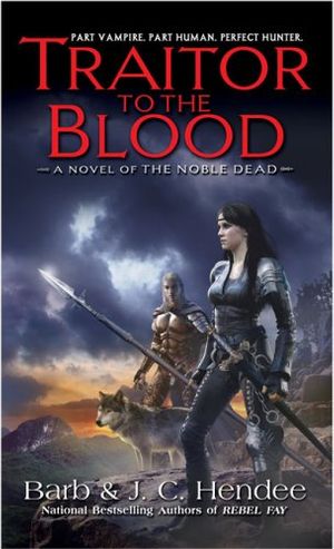 Cover Art for 9780451460905, Traitor to the Blood by Hendee, Barb, Hendee, J. C.