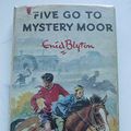 Cover Art for 9780340033715, Five Go To Mystery Moor: The Thirteenth Adventure of the Famous Five by Enid Blyton