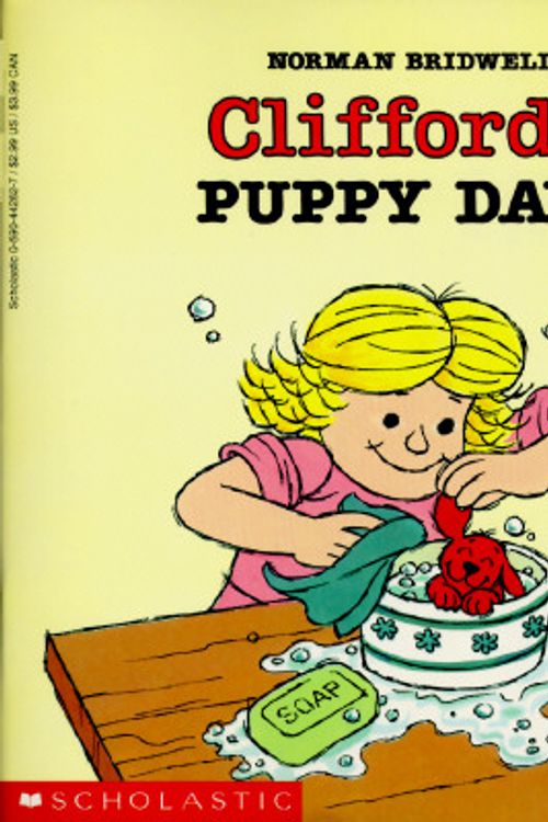 Cover Art for 9780590442626, Clifford's Puppy Days by Norman Bridwell