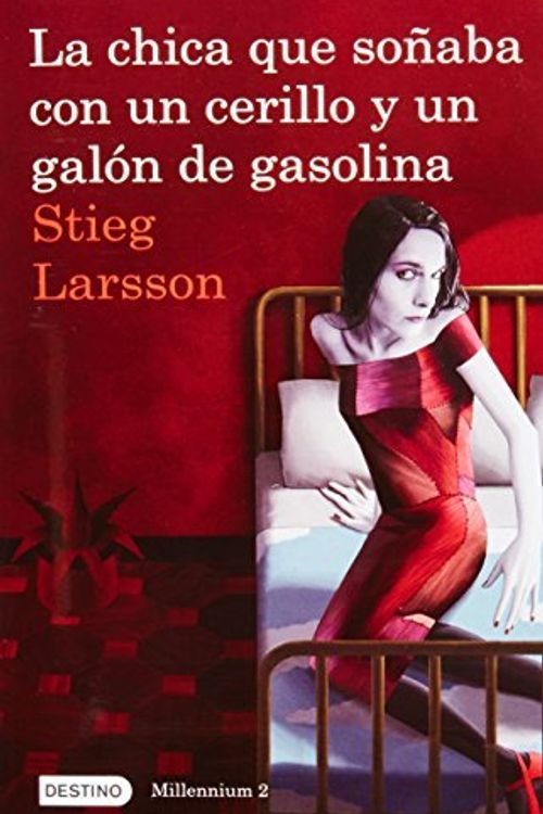 Cover Art for B0058PYEP4, LA CHICA QUE SONABA CON UN CERILLO Y UN GALON DE GASOLINA = THE GIRL WHO PLAYED WITH FIRE [La Chica Que Sonaba Con un Cerillo y un Galon de Gasolina = The Girl Who Played with Fire ] BY Larsson, Stieg(Author)Paperback 22-Mar-2011 by Stieg Larsson