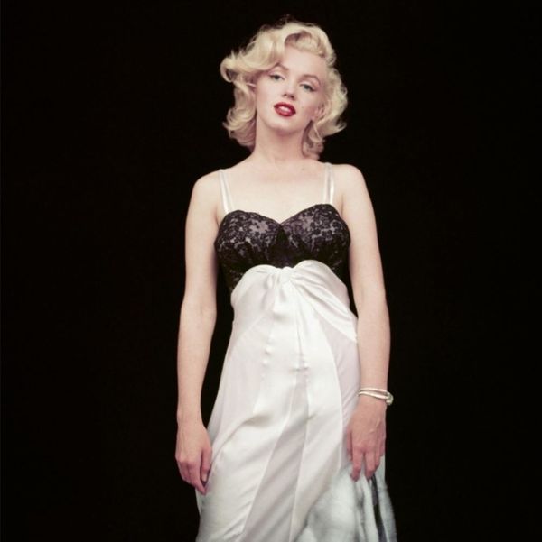 Cover Art for 9781788840361, The Essential Marilyn Monroe: Milton H. Greene: 50 Sessions by Joshua Greene