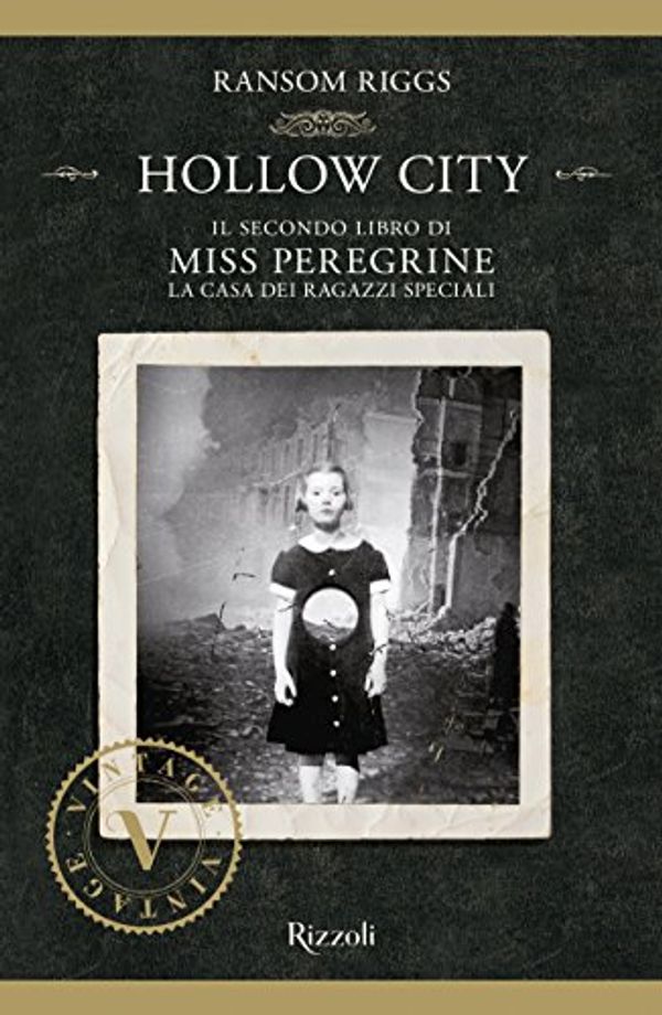 Cover Art for 9788817095471, Hollow City. Il secondo libro di Miss Peregrine. La casa dei ragazzi speciali by Ransom Riggs