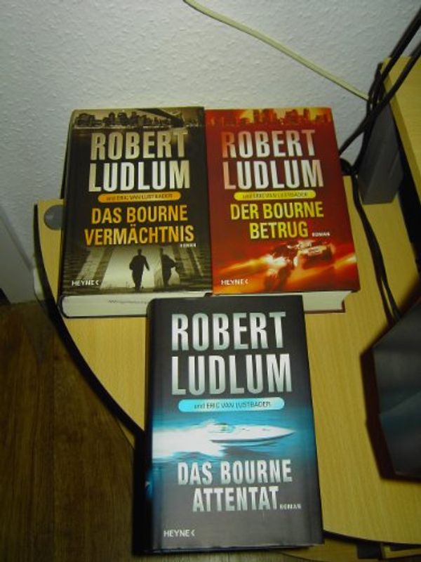 Cover Art for 9783453266247, Das Bourne Attentat by Ludlum, Robert, Lustbader, Eric Van, Jakober, Norbert