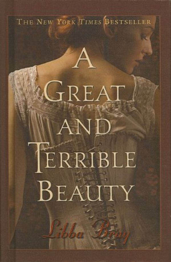 Cover Art for 9780756957018, A Great and Terrible Beauty (Readers Circle (Prebound)) by Libba Bray