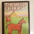 Cover Art for 9780896214361, Valley of Horses: A Novel by Jean M. Auel