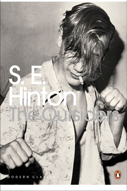 Cover Art for 9780141189116, The Outsiders by S.e. Hinton, S E. Hinton