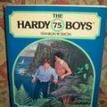 Cover Art for 9780671642907, Trapped at Sea (The Hardy Boys #75) by Franklin W. Dixon
