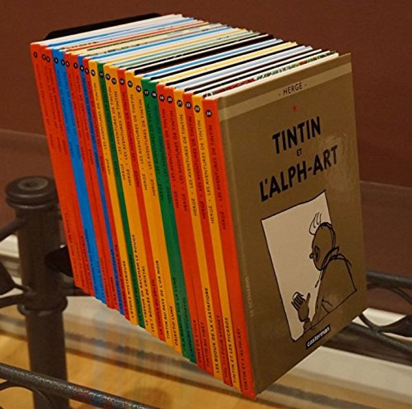 Cover Art for 9782203001756, Les Aventures de Tintin : Valise de 24 mini-albums by Hergé