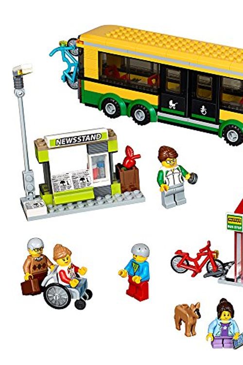 Cover Art for 0673419264327, Bus Station Set 60154 by LEGO