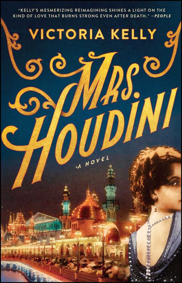 Cover Art for 9781501110917, Mrs. HoudiniA Novel by Victoria Kelly