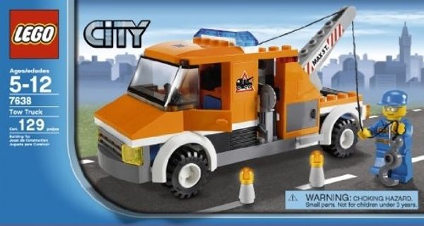 Cover Art for 0673419112475, Tow Truck Set 7638 by LEGO