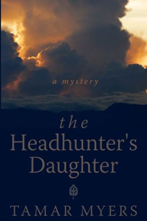 Cover Art for 9781410436870, The Headhunter's Daughter by Tamar Myers