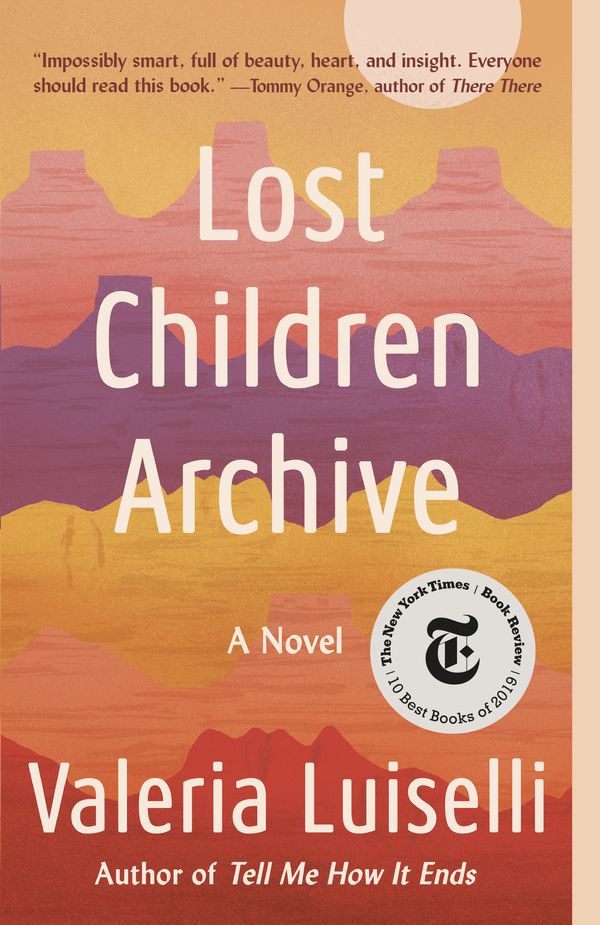 Cover Art for 9780525436461, Lost Children Archive by Valeria Luiselli