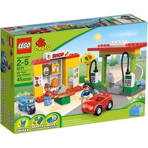 Cover Art for 0673419166416, Gas Station Set 6171 by LEGO