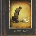 Cover Art for 9780439895293, The Arrival by Shaun Tan