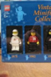 Cover Art for 0673419115742, Vintage Minifigure Collection Vol. 2 Set 852535 by Lego