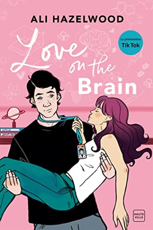 Cover Art for 9782381223346, Love On The Brain by Ali Hazelwood