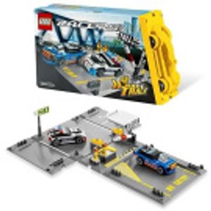 Cover Art for 0673419130875, Highway Chaos Set 8197 by LEGO Racers