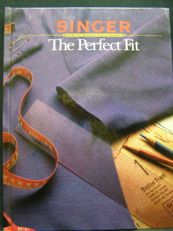 Cover Art for 9780865732148, The Perfect Fit by Decosse Cy Inc Staff